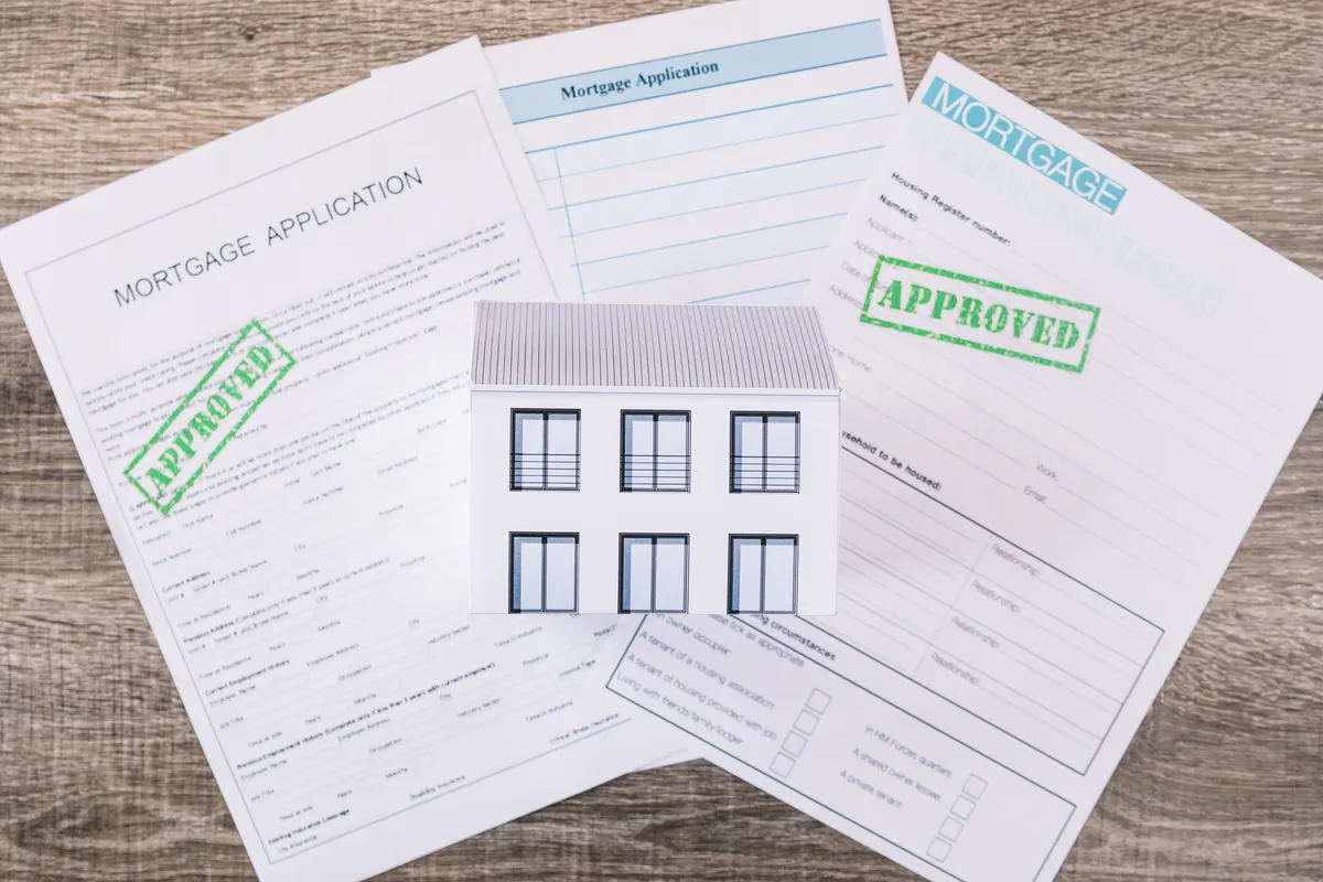 How to Verify a Roofing Contractor’s Credentials in Crawfordsville, IN