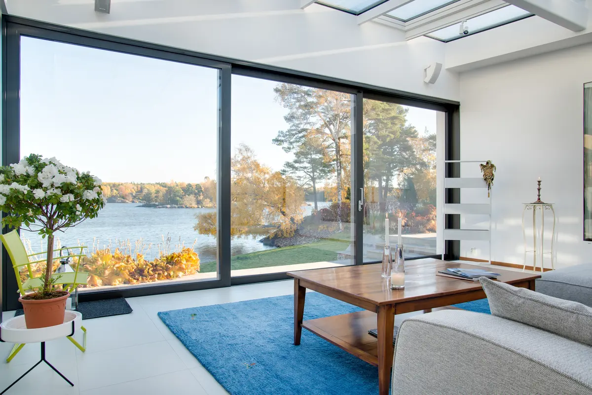 Sliding windows for practical spaces
